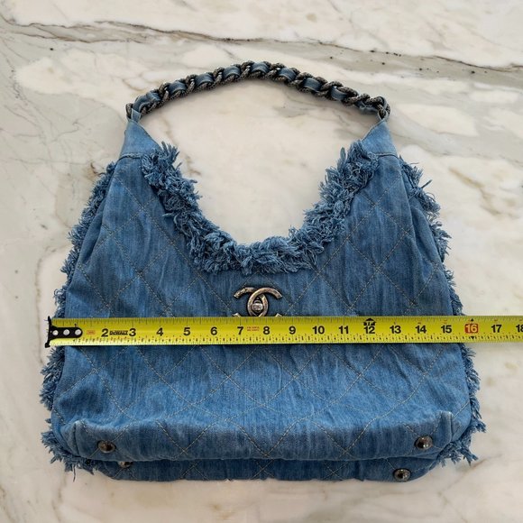 CHANEL DENIM FRINGE HOBO SHOULDER BAG - Picture 13 of 17